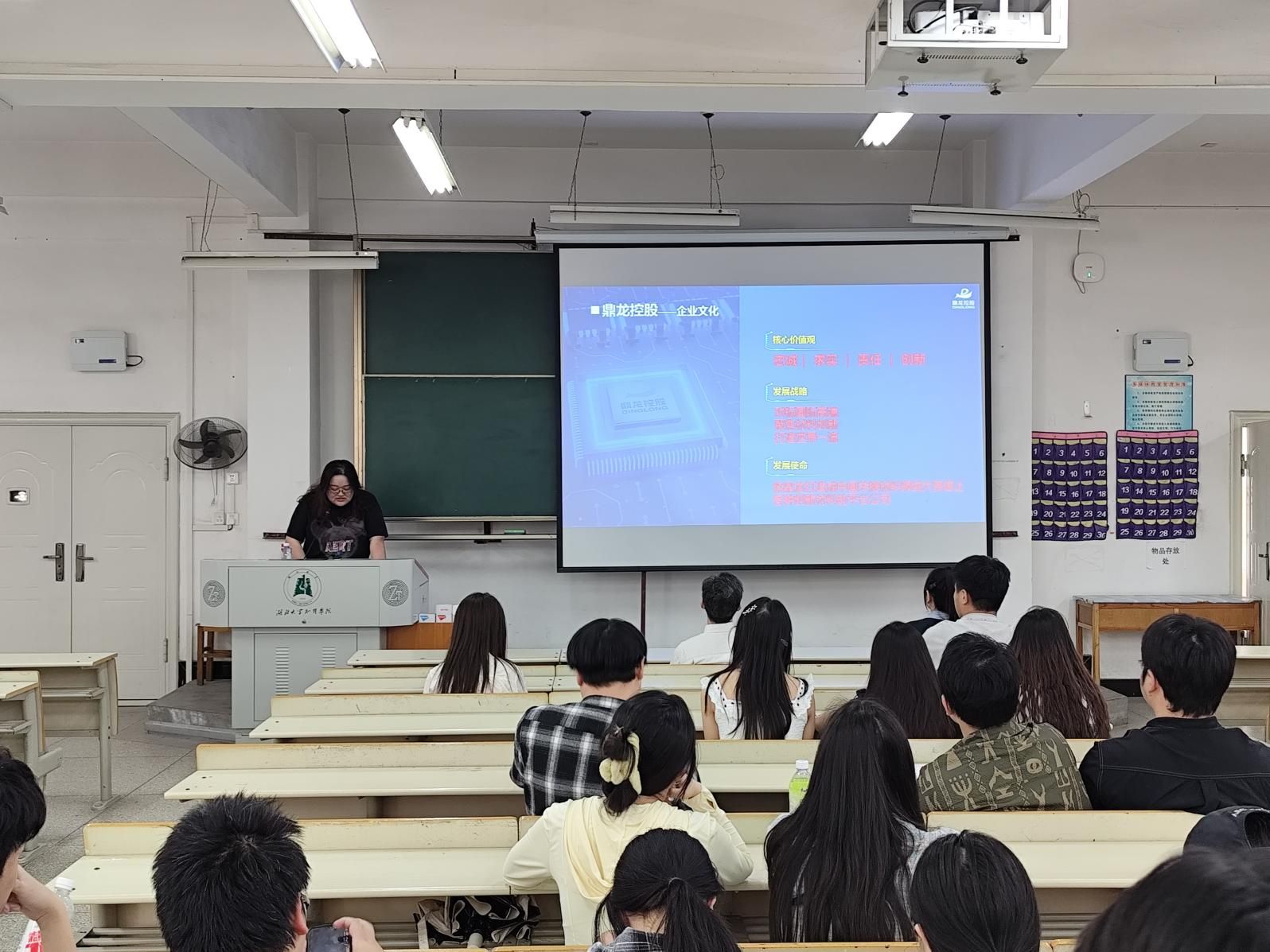 5343af622bb83ba6f5e8ec1c4445bcb8